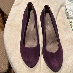 Aerosoles Purple Suede Heels Size 10
